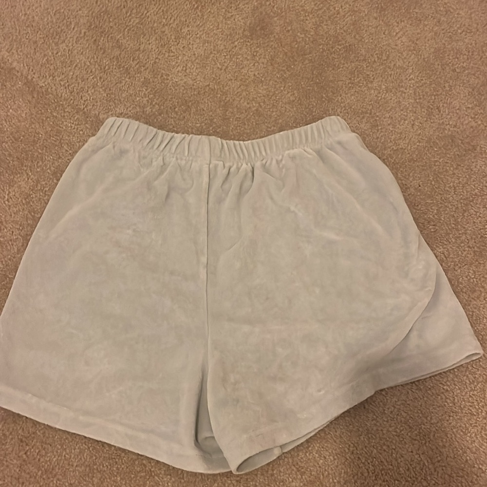Tna towel shorts (very very light green, could be considered off white) - Picture 4 of 4